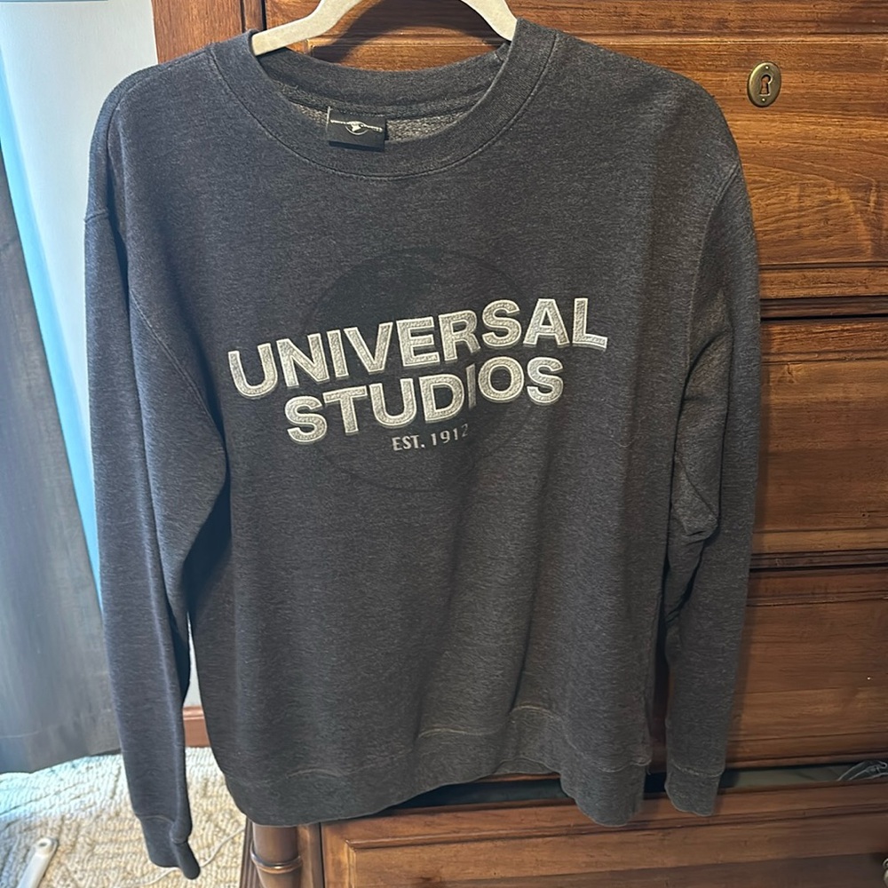 Universal Studios Swearshirt